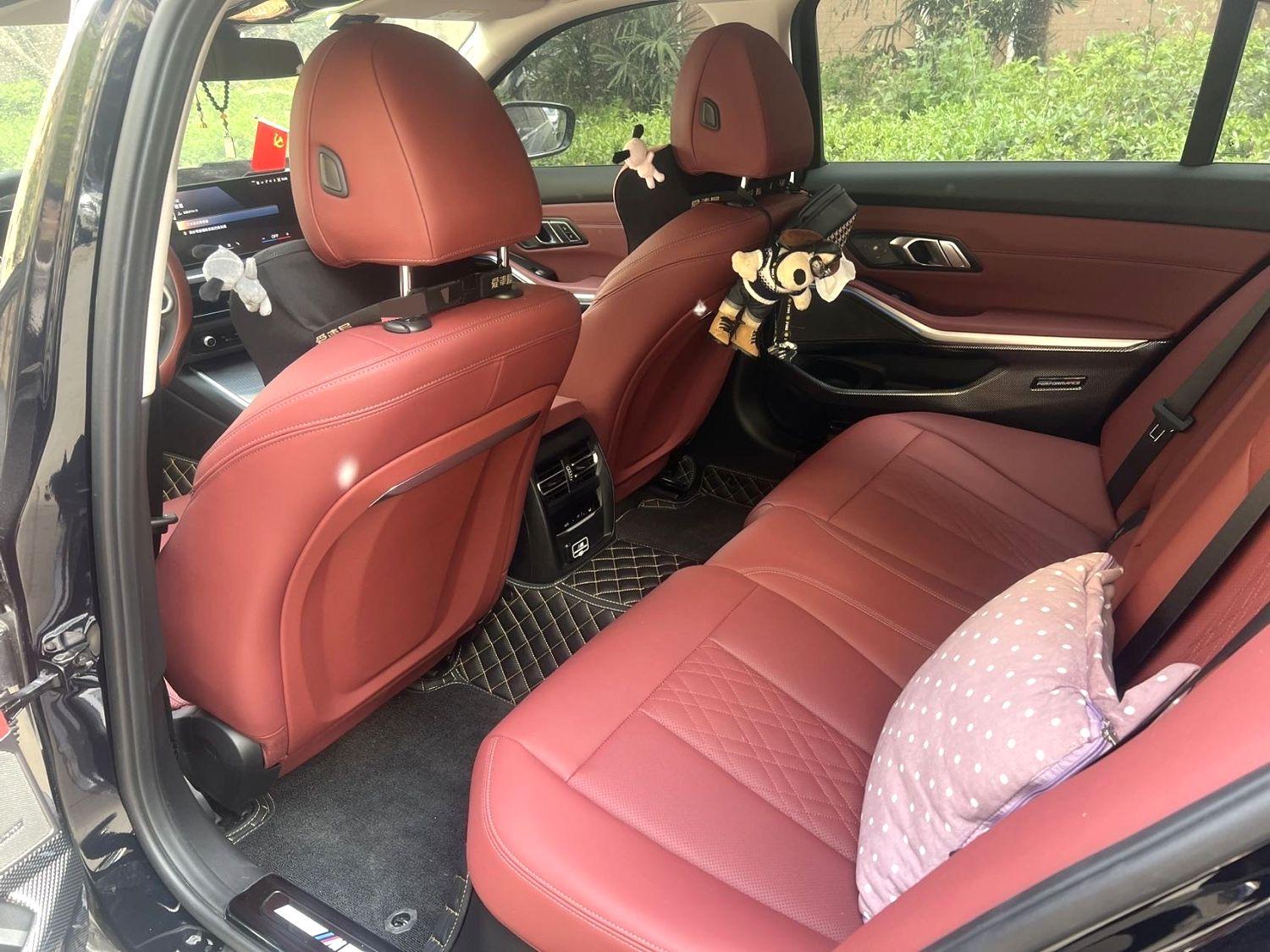 BMW 3 Series 2025 Model 330Li 2.0T M Sport Night Edition Automatic 3