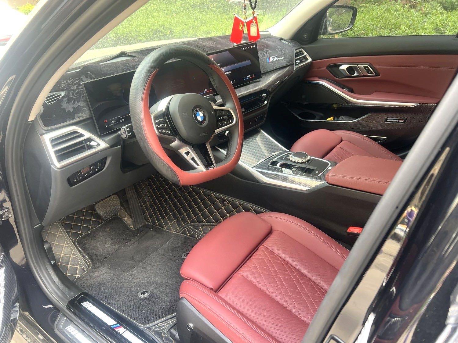 BMW 3 Series 2025 Model 330Li 2.0T M Sport Night Edition Automatic 5