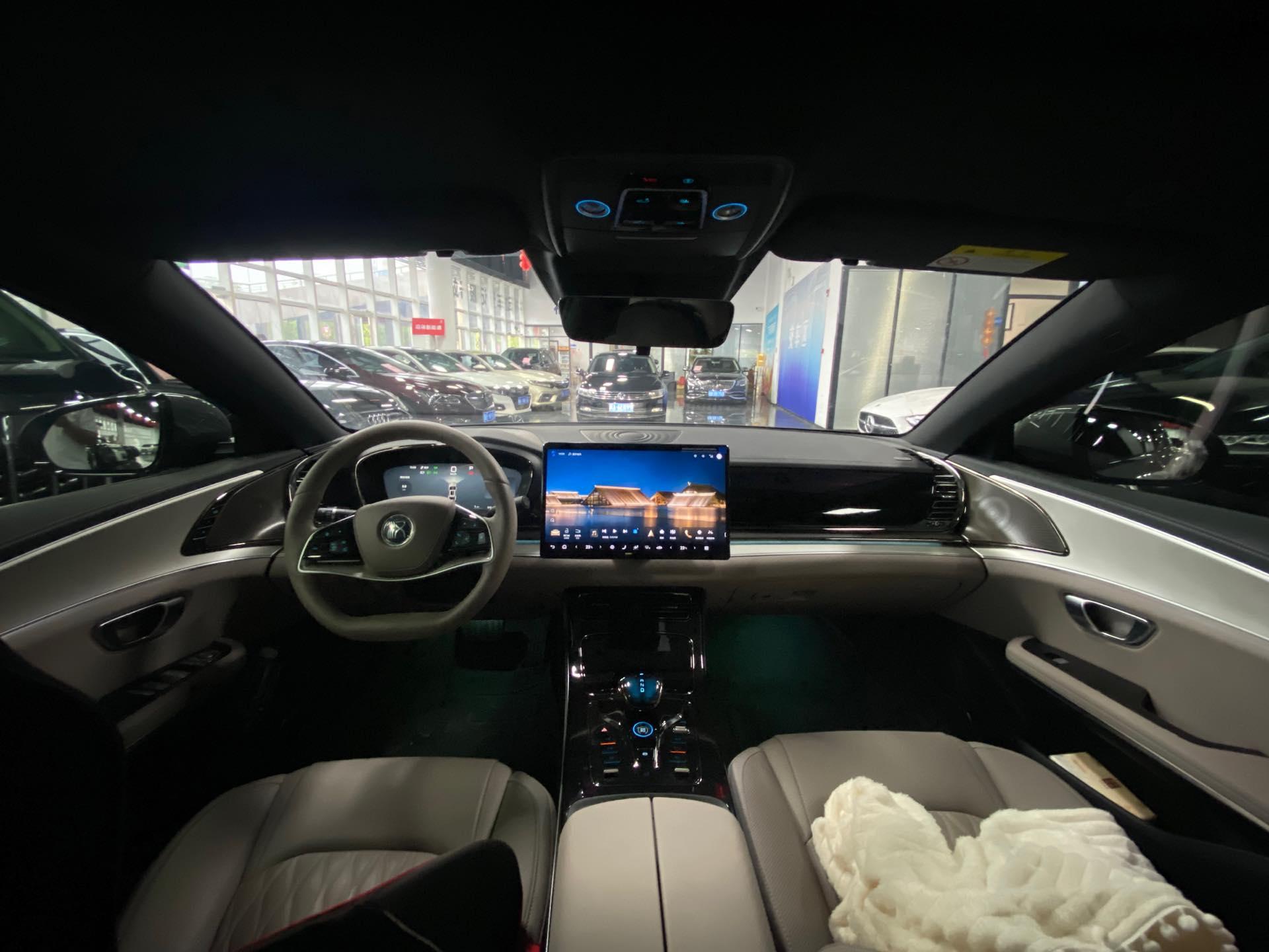 BYD 2025 Chinese DM-i 1.5T stepless 125KM elite automatic gear 7