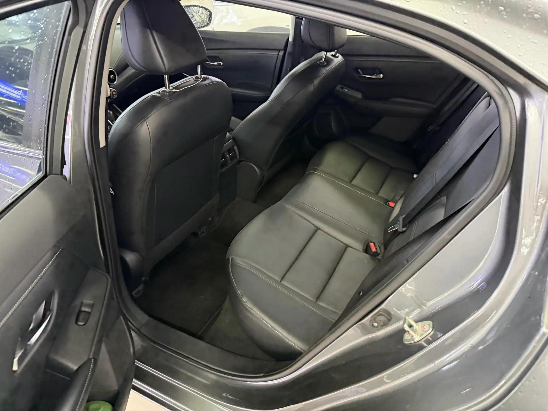 Xuanyi 2021 1.6L XL CVT Smart Edition 4