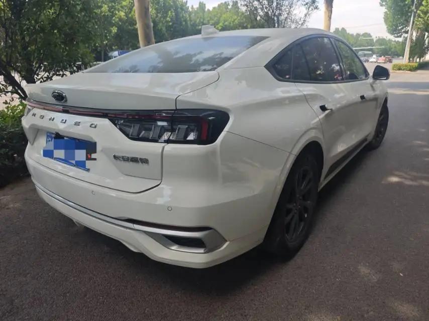Ford 2025 Mondeo 2.0T EcoBoost Luxury Automatic 3