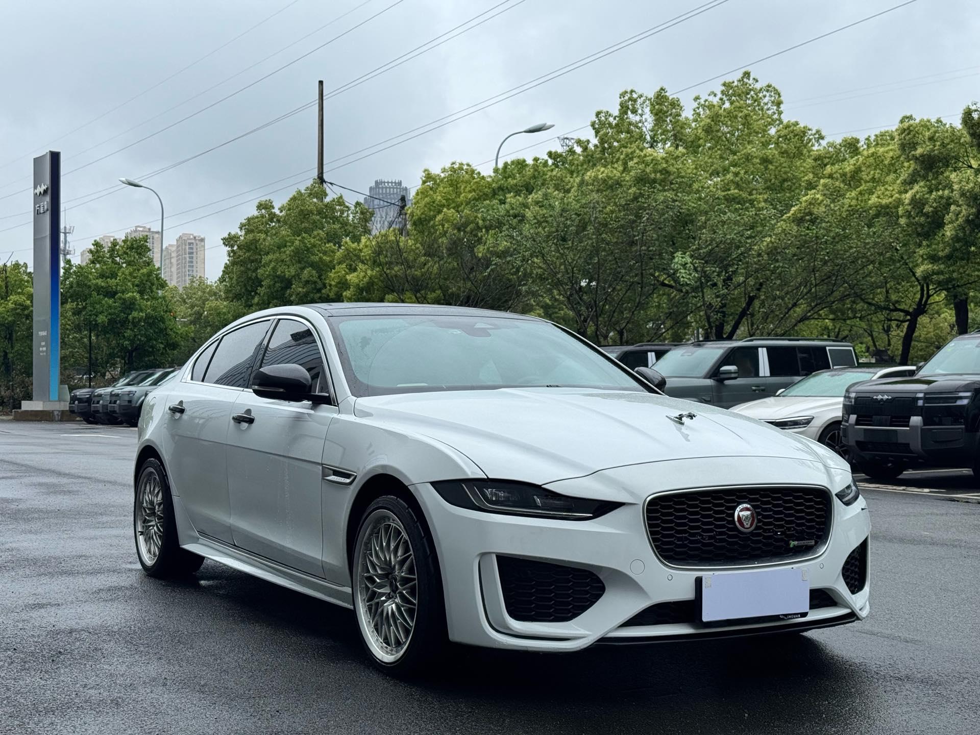 Jaguar XEL 2023 2.0T 250PS R-DYNAMIC S Enterprising Sports Edition 3