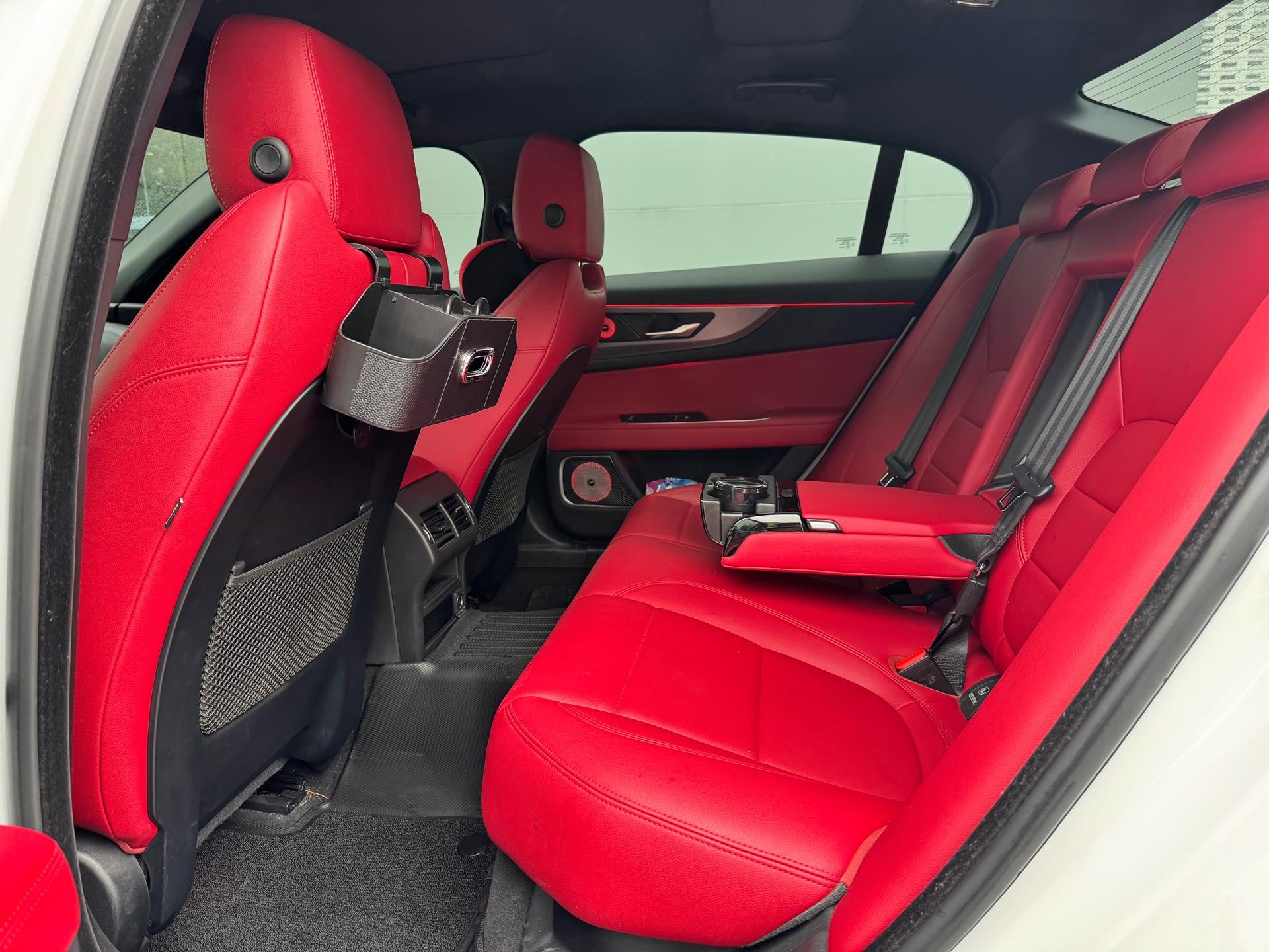Jaguar XEL 2023 2.0T 250PS R-DYNAMIC S Enterprising Sports Edition 5