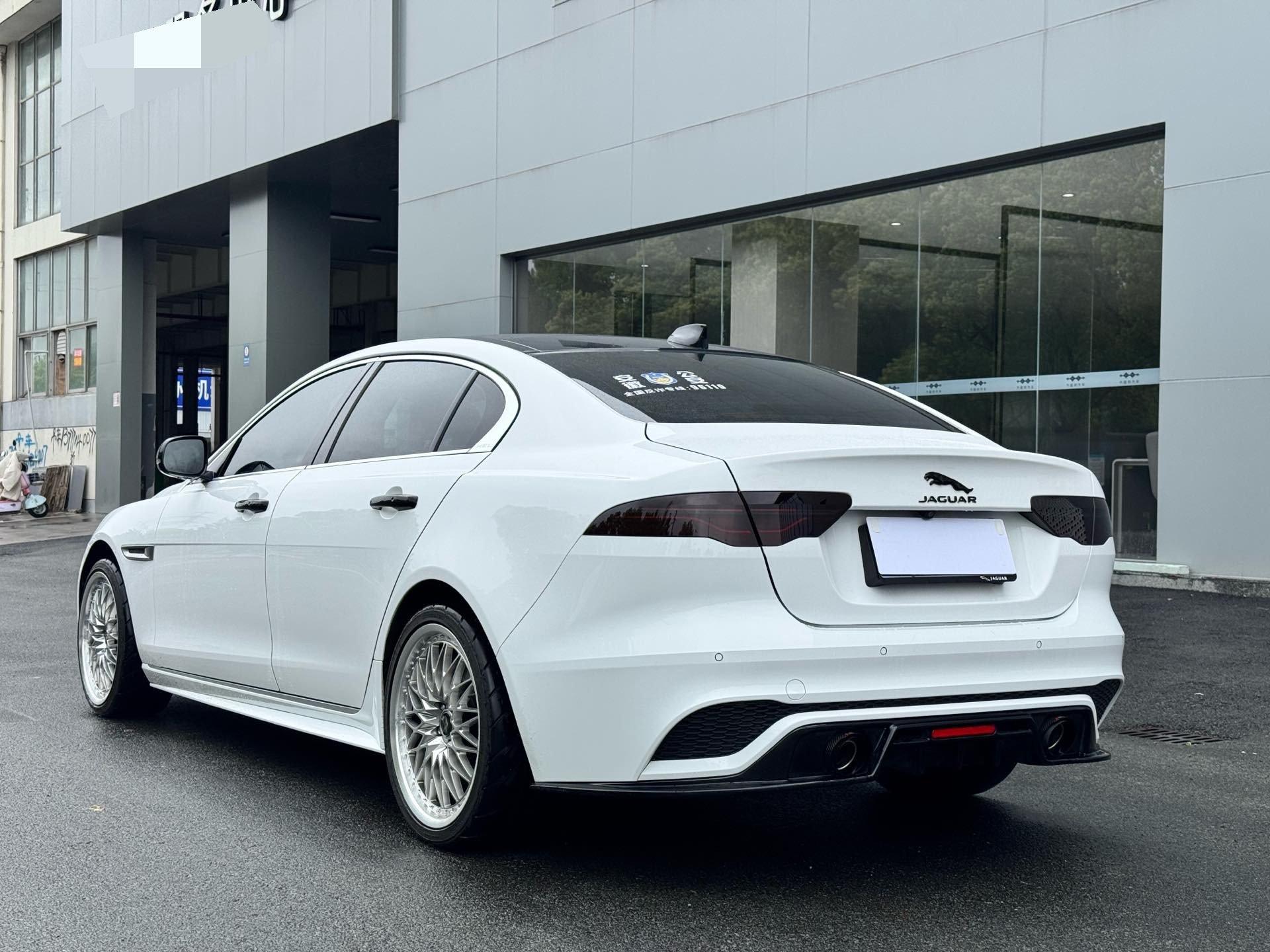 Jaguar XEL 2023 2.0T 250PS R-DYNAMIC S Enterprising Sports Edition 9