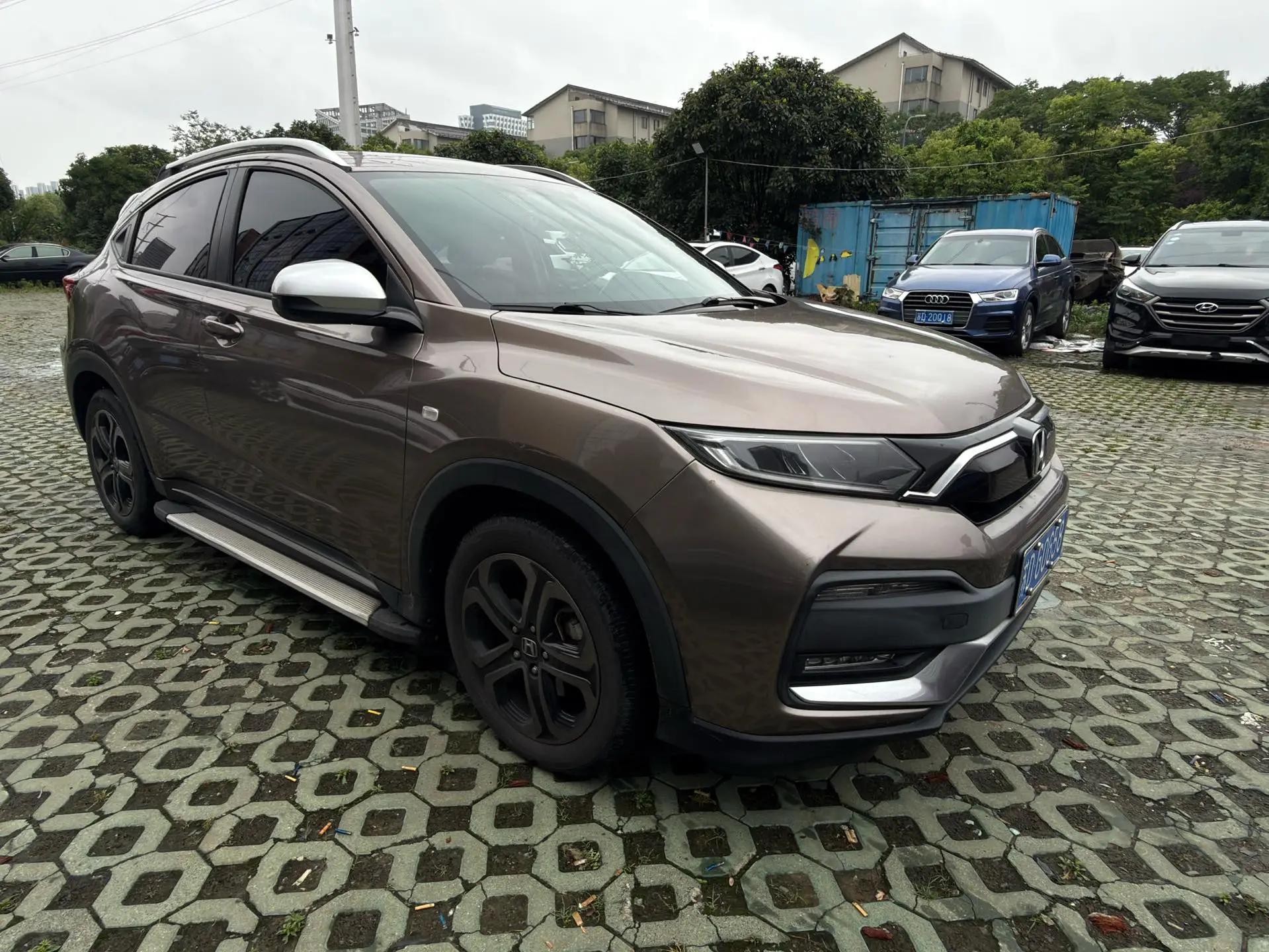 Honda XR-V 2020 220TURBO CVT Deluxe Edition 3