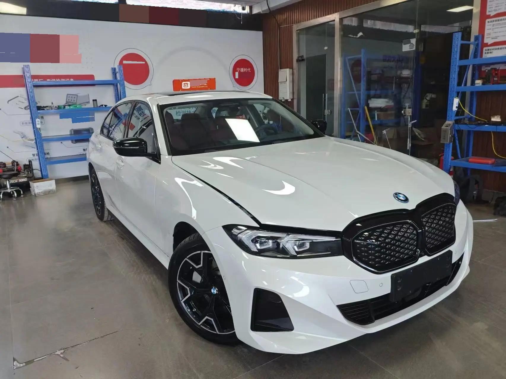 BMW 2025 i3 eDrive 40 L obsidian night suit automatic gear 4
