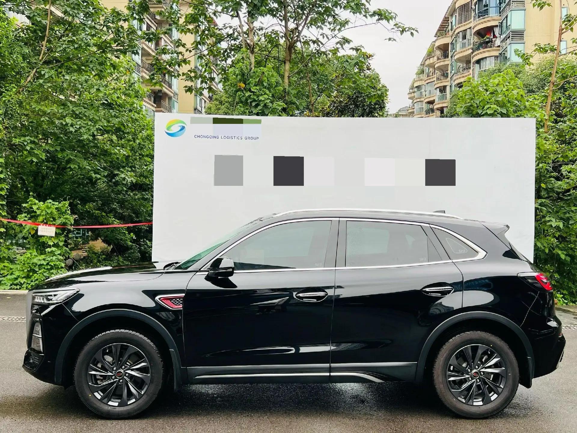 HongQi 2025 HS5 2.0T Two-Drive Flag Enjoy Pro Edition Automatic Gear 4