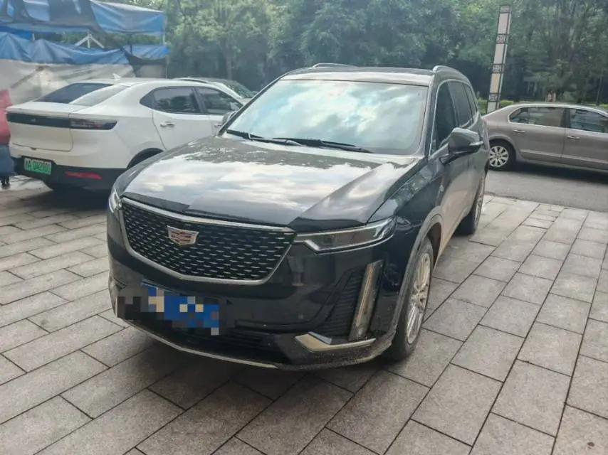 Открыть галерею: Cadillac XT6 2022 2.0T 6-seat 2-drive luxury model