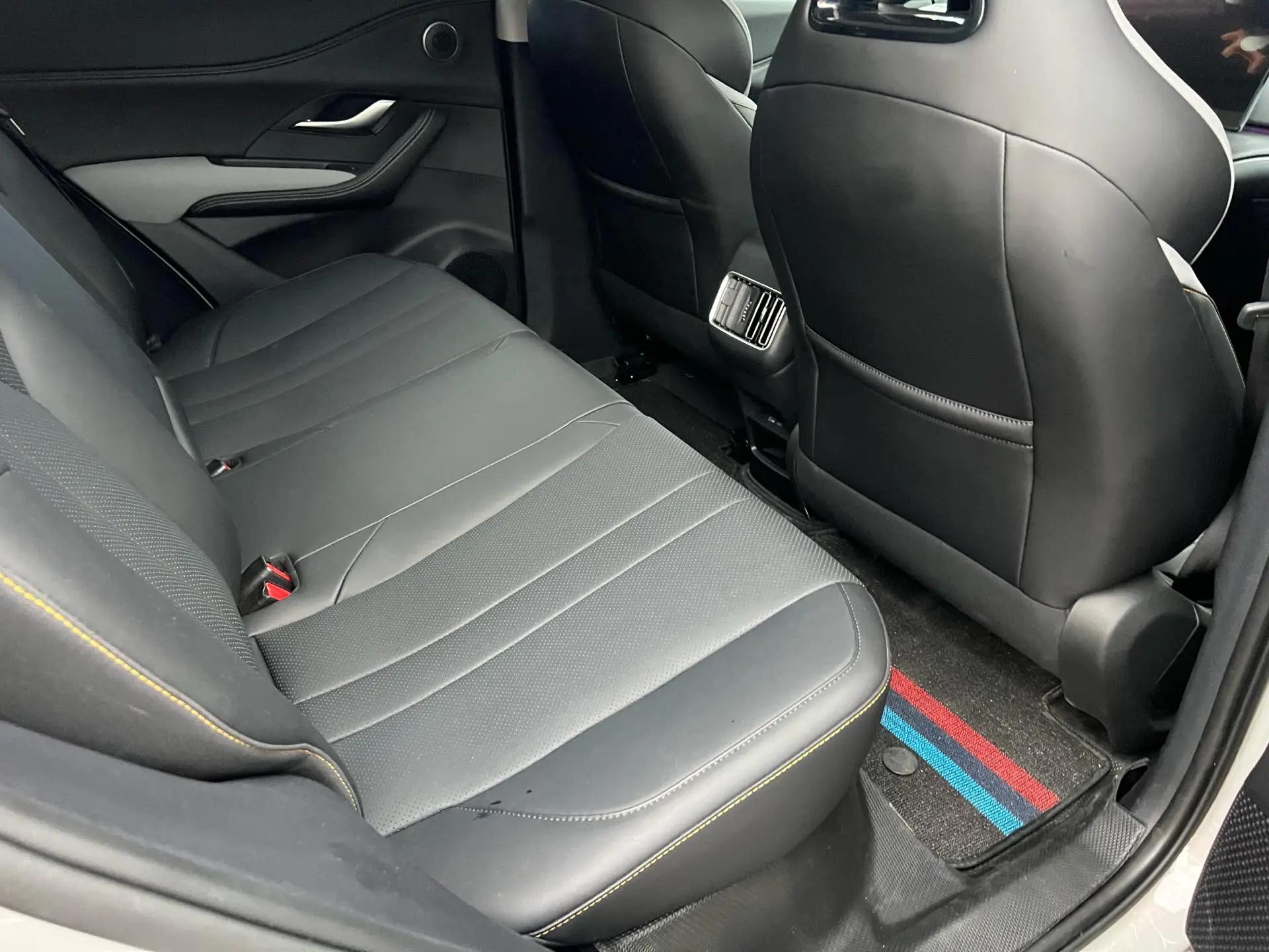 BYD Song PLUS New Energy 2025 Song PLUS DM-i 1.5 Stepless 75KM Luxury Automatic Gear 5