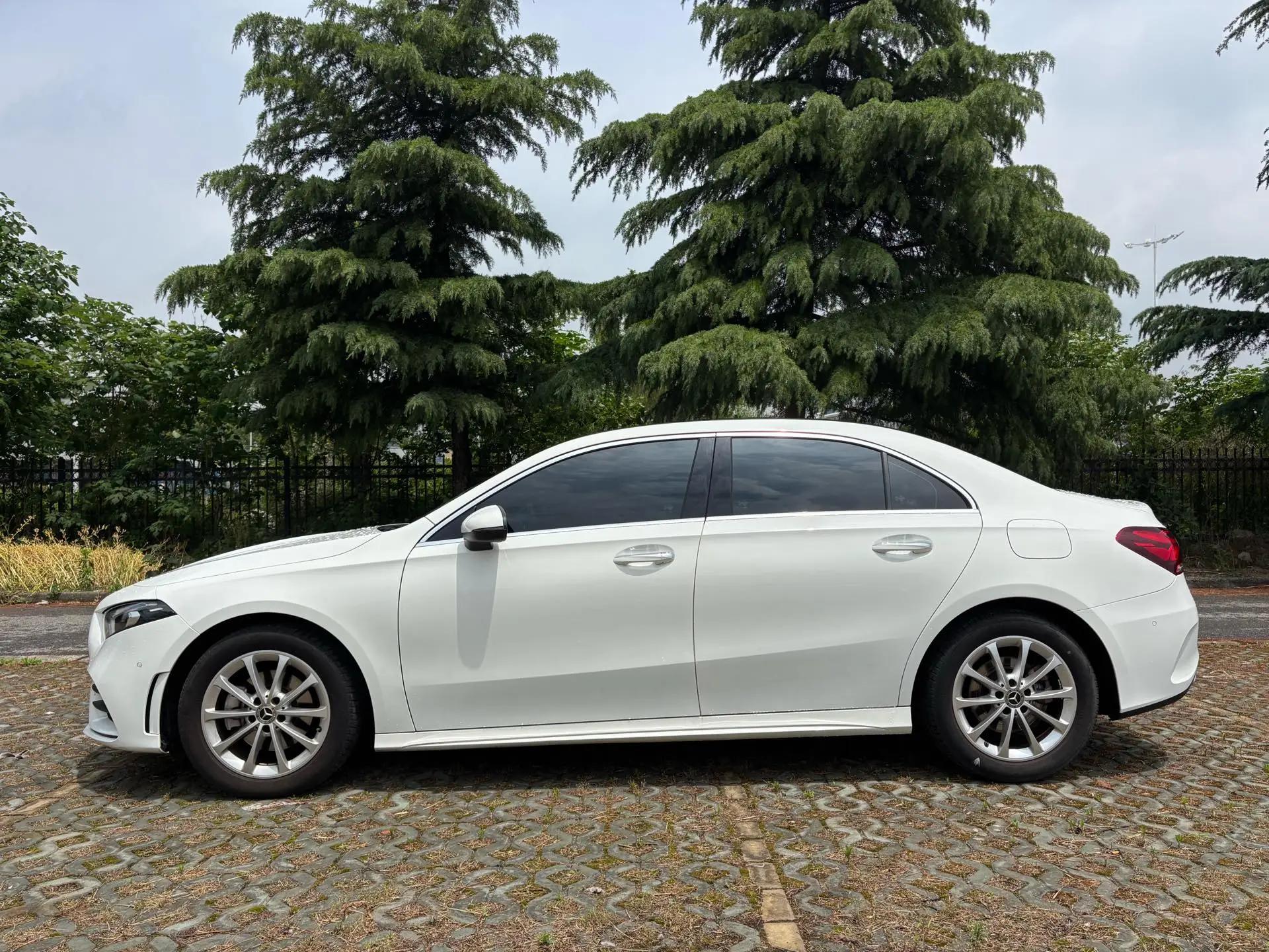 Mercedes Benz Class A 2021 A 200 L Sports Car Dynamic 3