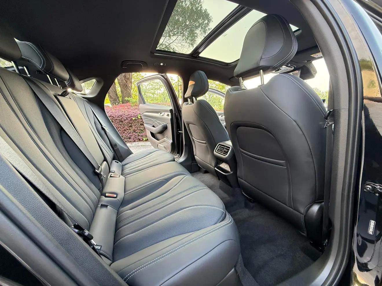 Geely 2025 Xingrui 1.5TD Oriental Yao Kunlun Edition Automatic 12