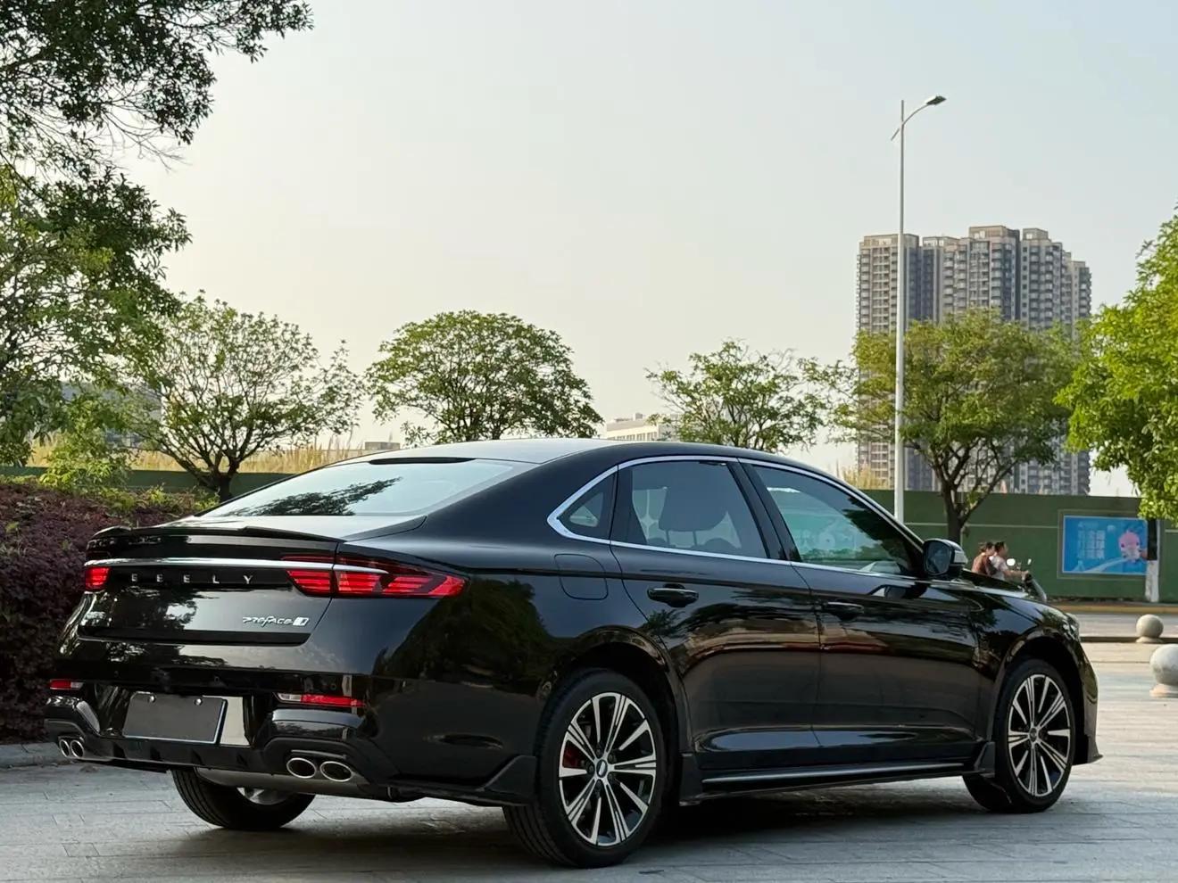 Geely 2025 Xingrui 1.5TD Oriental Yao Kunlun Edition Automatic 13