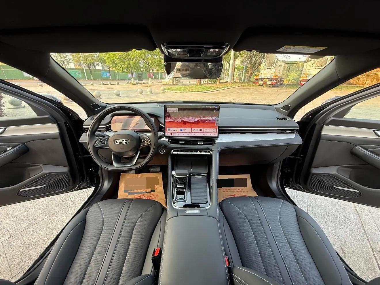 Geely 2025 Xingrui 1.5TD Oriental Yao Kunlun Edition Automatic 6