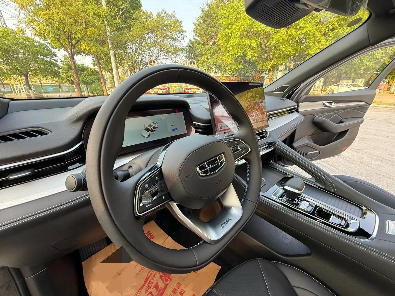 Geely 2025 Xingrui 1.5TD Oriental Yao Kunlun Edition Automatic 8