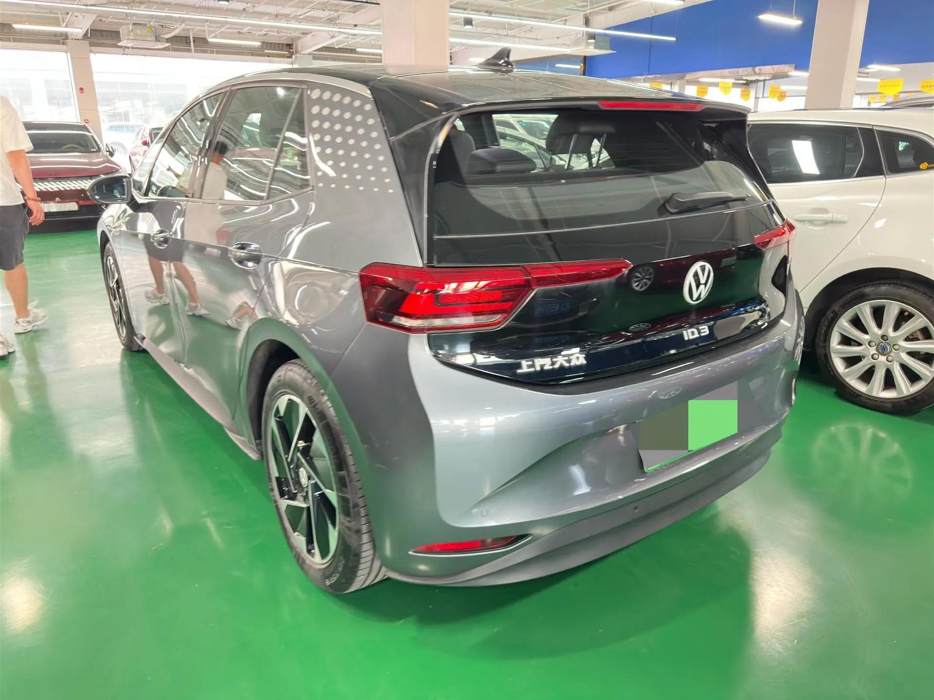 Volkswagen 2023 ID. 3 Pure Intelligence Enjoyment Version Automatic Transmission 5