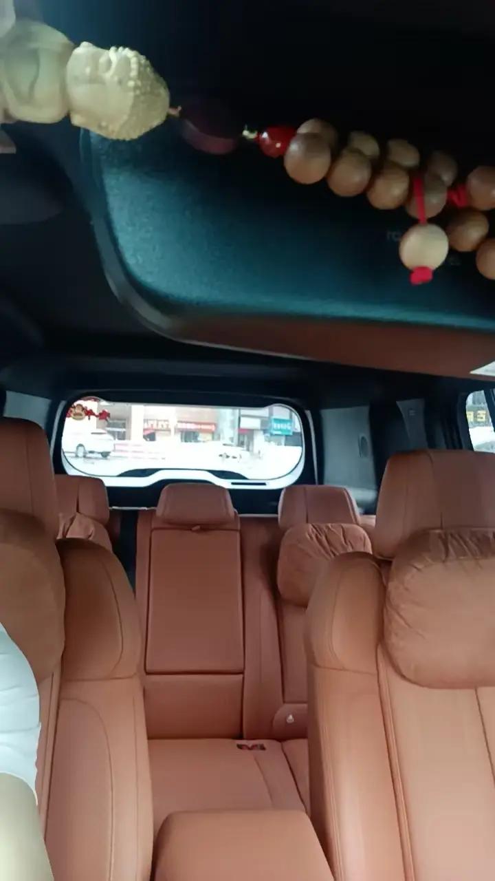 FangChengBao 2025 titanium 7 1.5T stepless 190KM four-wheel drive Max version automatic gear 3