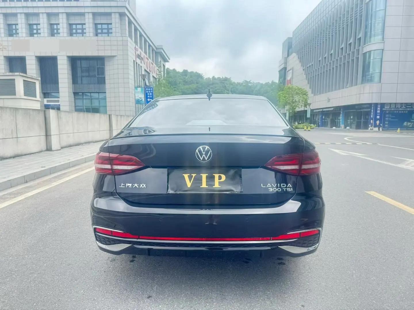 Volkswagen 2024 Lavida 1.5TSI 300TSI Eternal Edition Automatic Gear 5