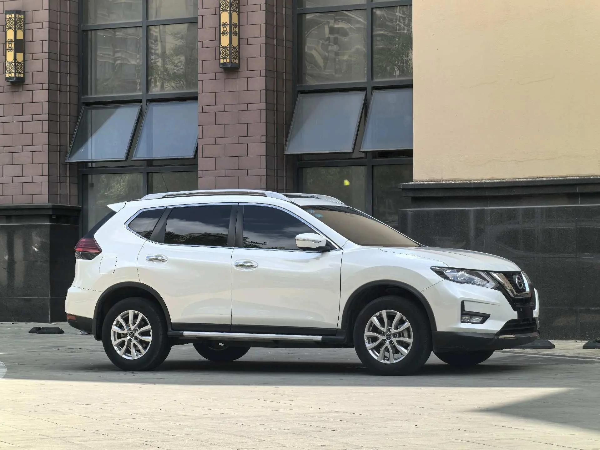 Qijun 2020 2.0L XL ITS CVT 2WD Zhilian Comfort Edition 3
