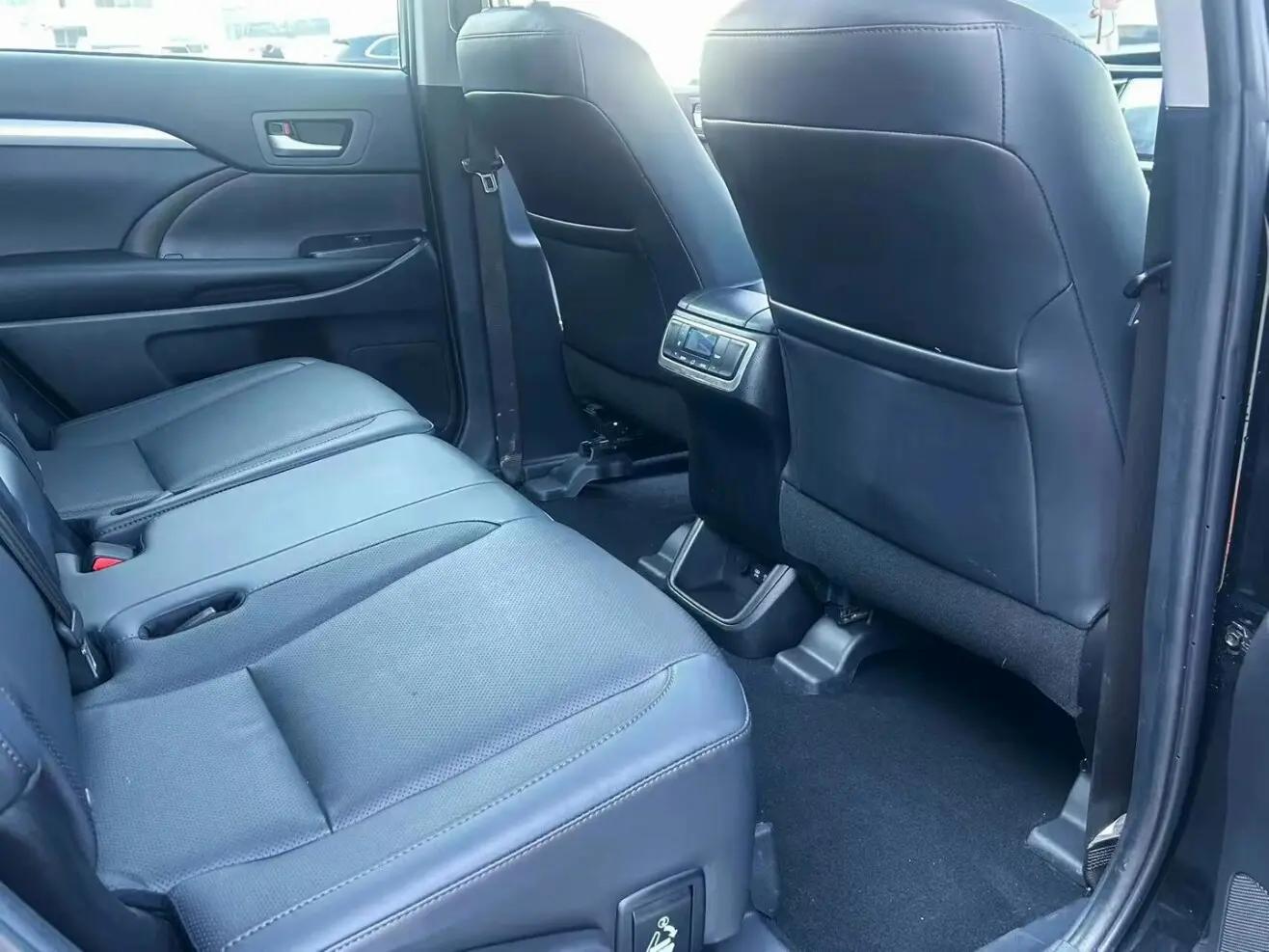 Highlander 2021 2.0T Four-Wheel-Drive Luxury 7-Seater 5