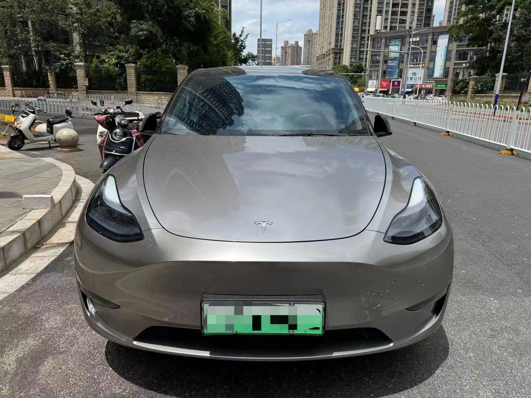 Model Y 2024 long-range all-wheel drive 2