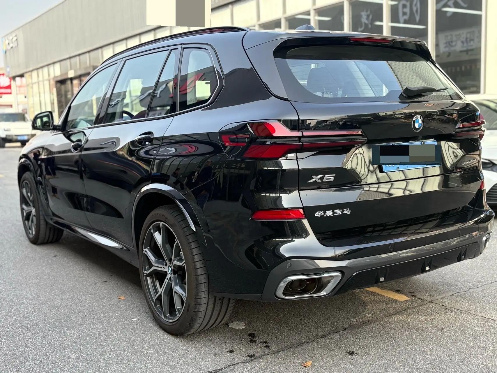 BMW 2023 X5 xDrive30Li 48V 2.0T Luxury Model M Sport Night Edition Automatic 11