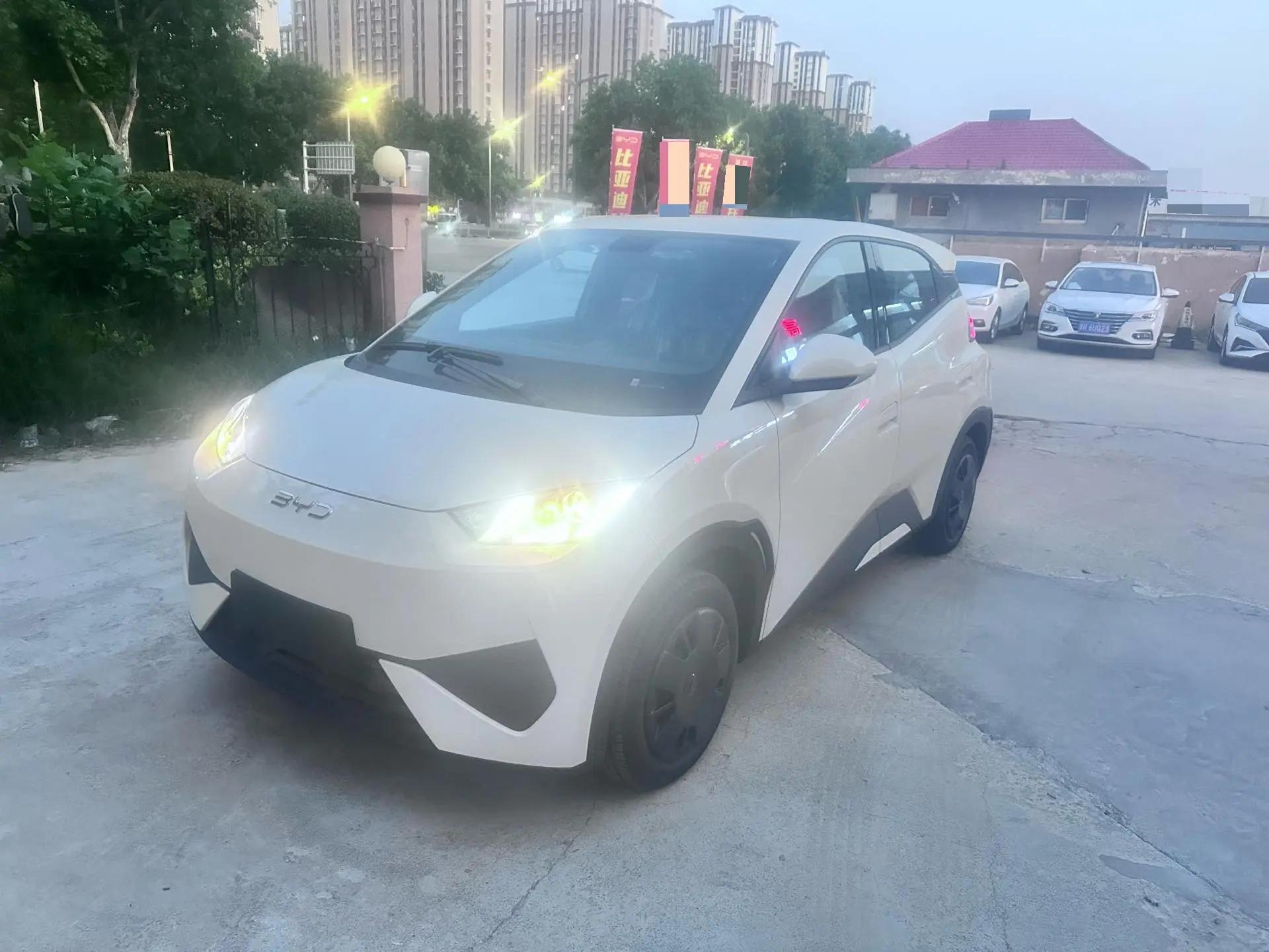 Открыть галерею: BYD 2025 Seagull Intelligent Driving Edition 305km Vitality Edition Automatic
