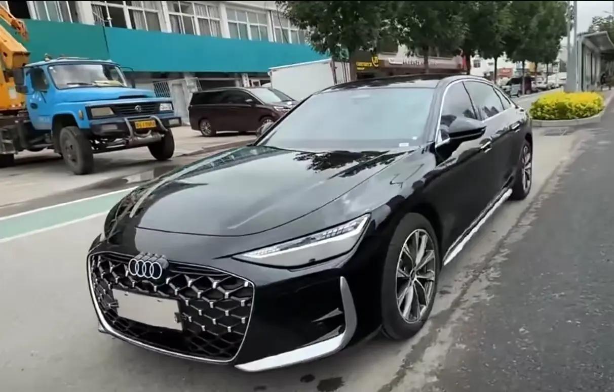 Открыть галерею: Audi A6L selection of automatic gear