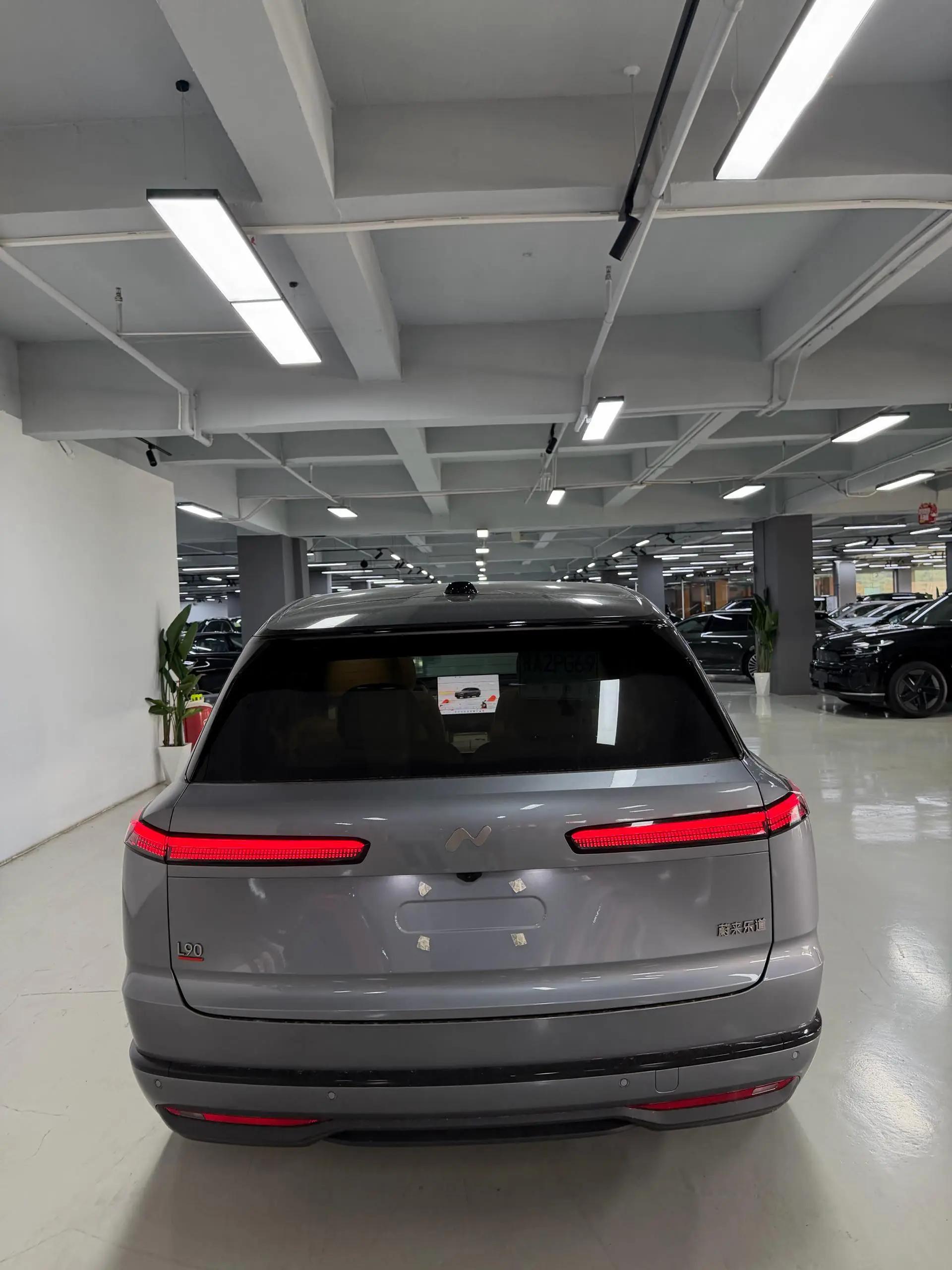 ONVO 2026 L90 Ultra six-seat automatic gear 9