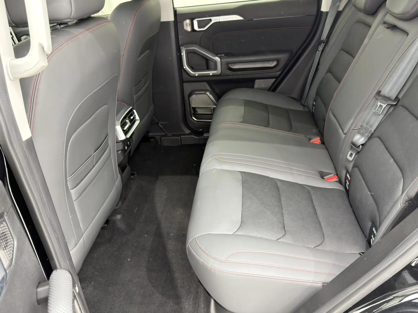 Jetour 2025 Traveler 2.0TD XWD Conquer Automatic 13