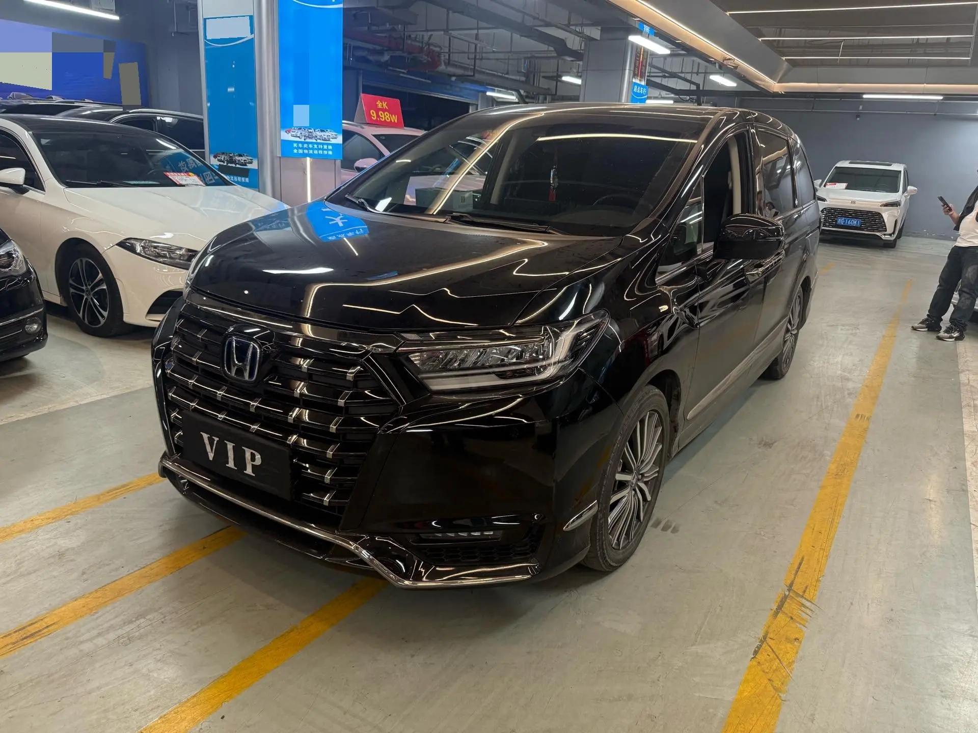 Elyson 2022 2.0L e:HEV Deluxe Edition