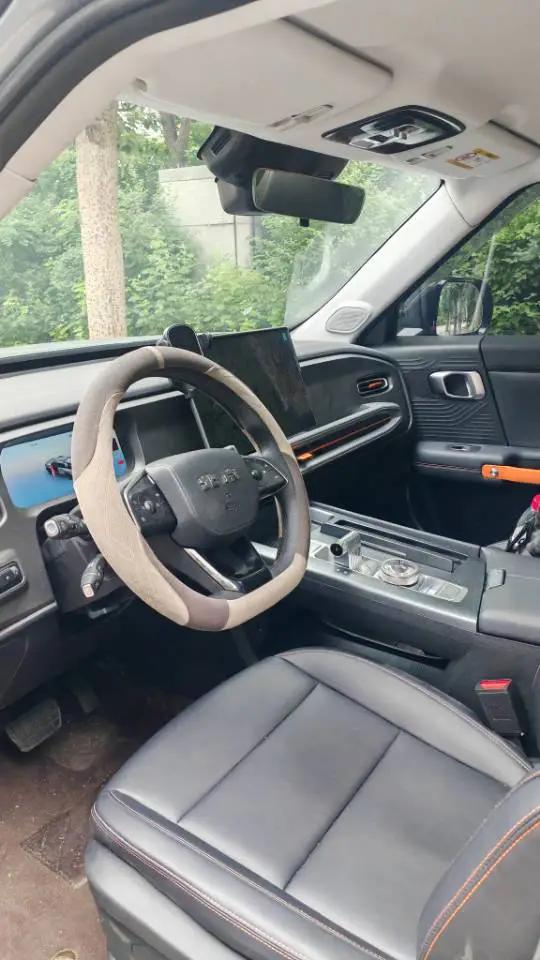 北京 2026款 BJ30 1.5T 旅行家两驱七座版 自动挡 4