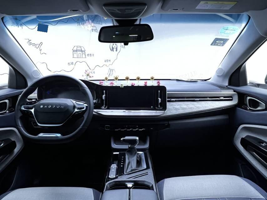 BaoJun RM-5 2019 1.5T CVT 24-hour online luxury 7-seat 8