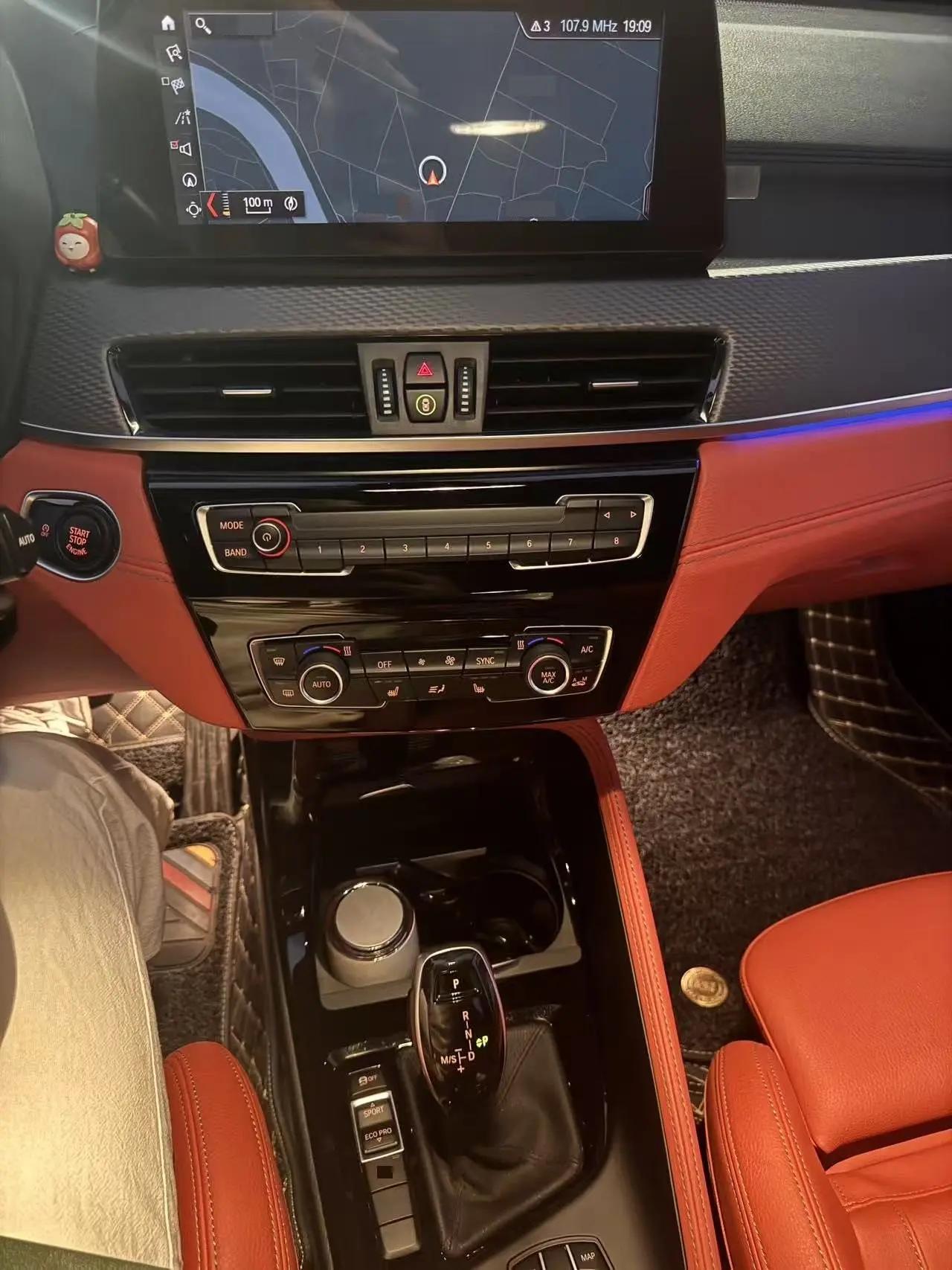 BMW X2 2020 sDrive25i exclusive M off-road suit 6