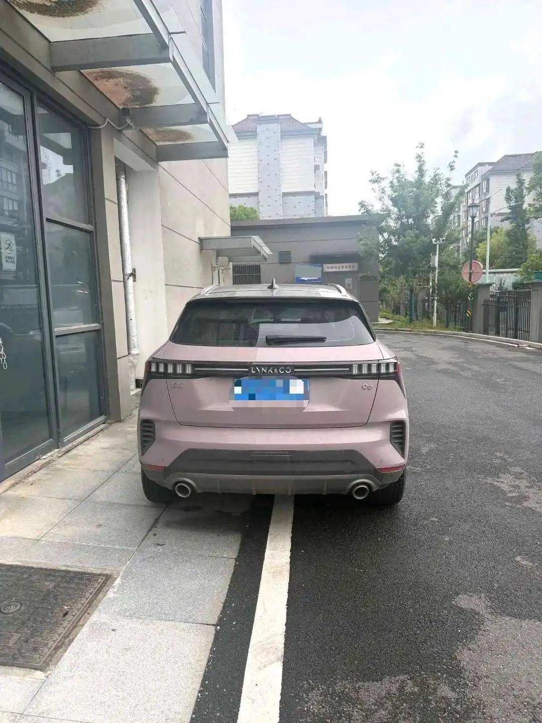 LYNK&amp;CO 06 2021 1.5T Shero Pink Special Edition 5