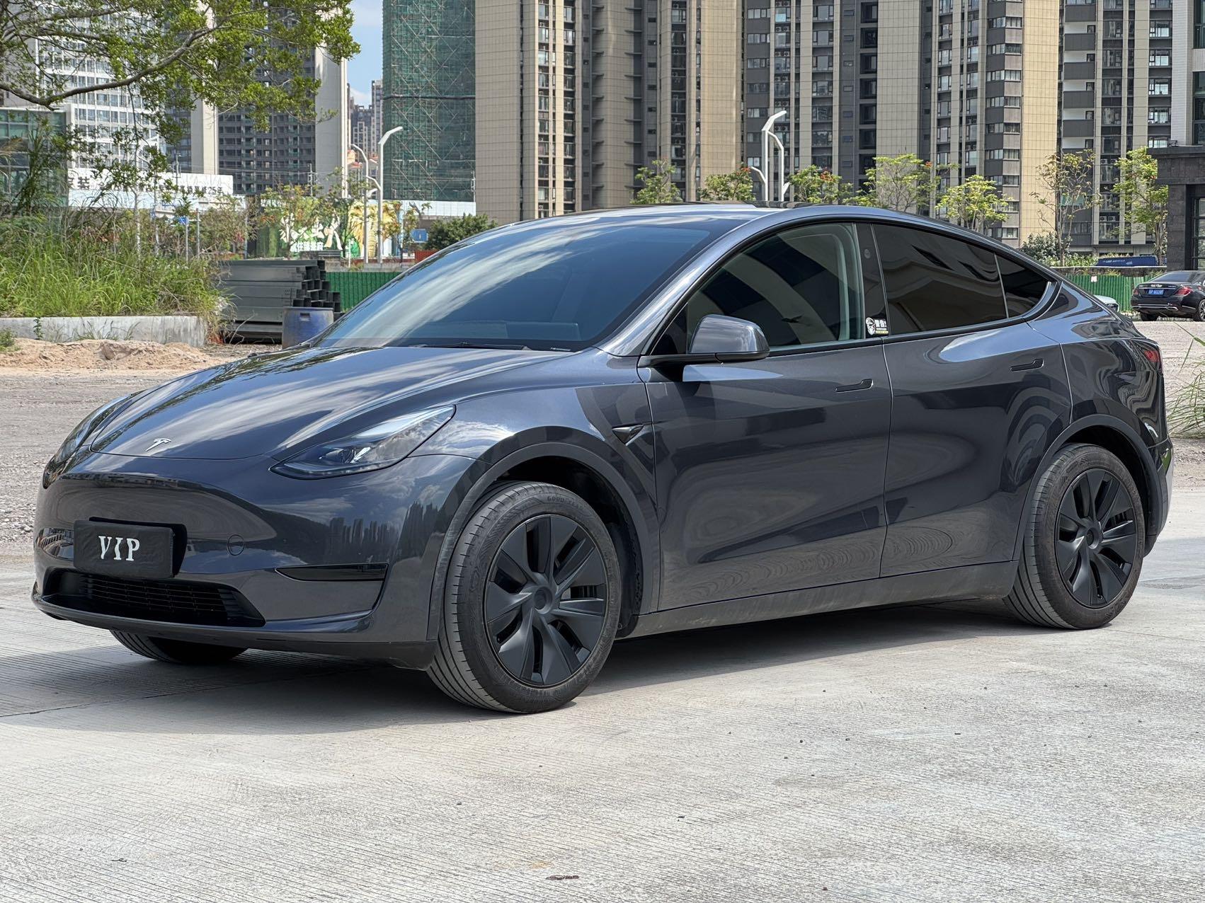 2024 Model Y Rear-Wheel Drive Edition