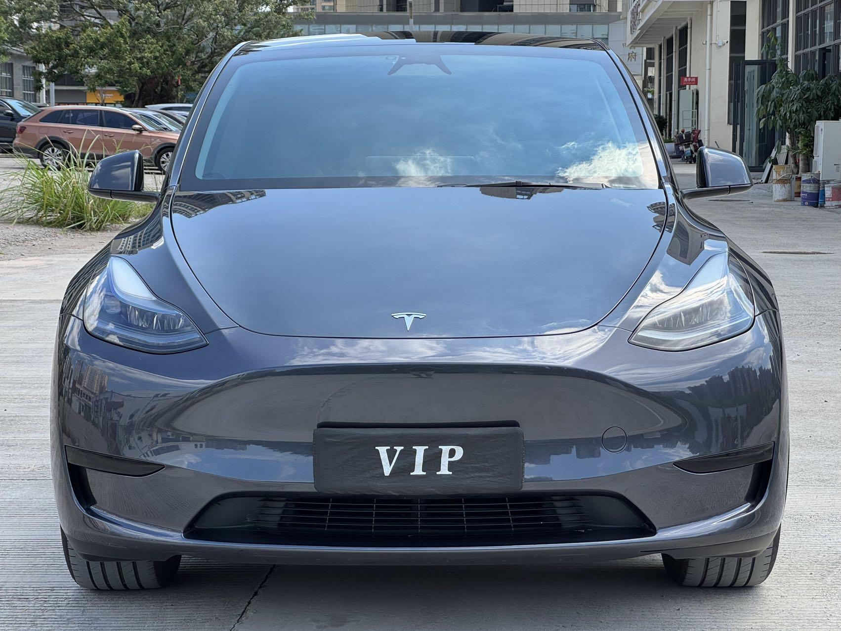 2024 Model Y Rear-Wheel Drive Edition 3