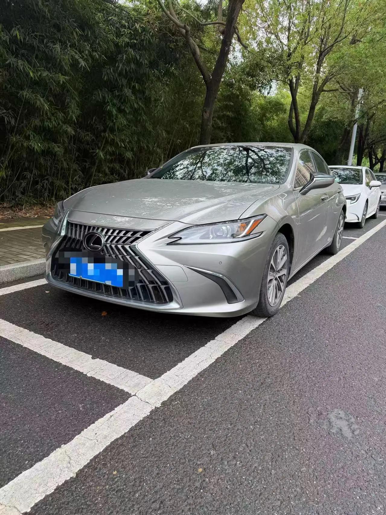 Lexus ES 2022 200 Executive Edition