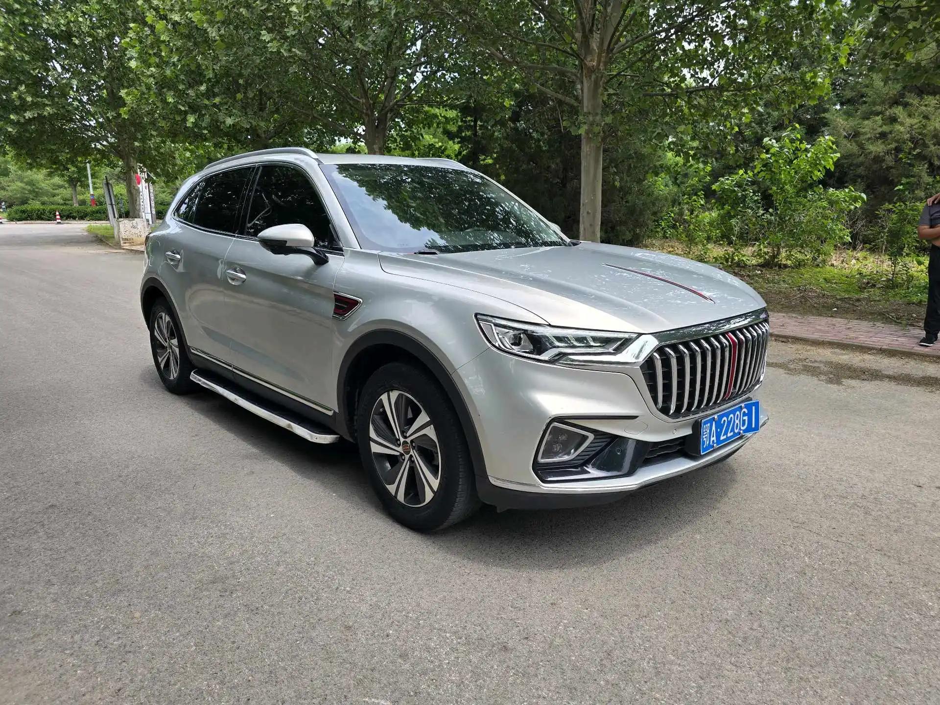 HongQi HS5 2019 2.0T Zhilian Flag Collar Four-wheel Drive Edition 3