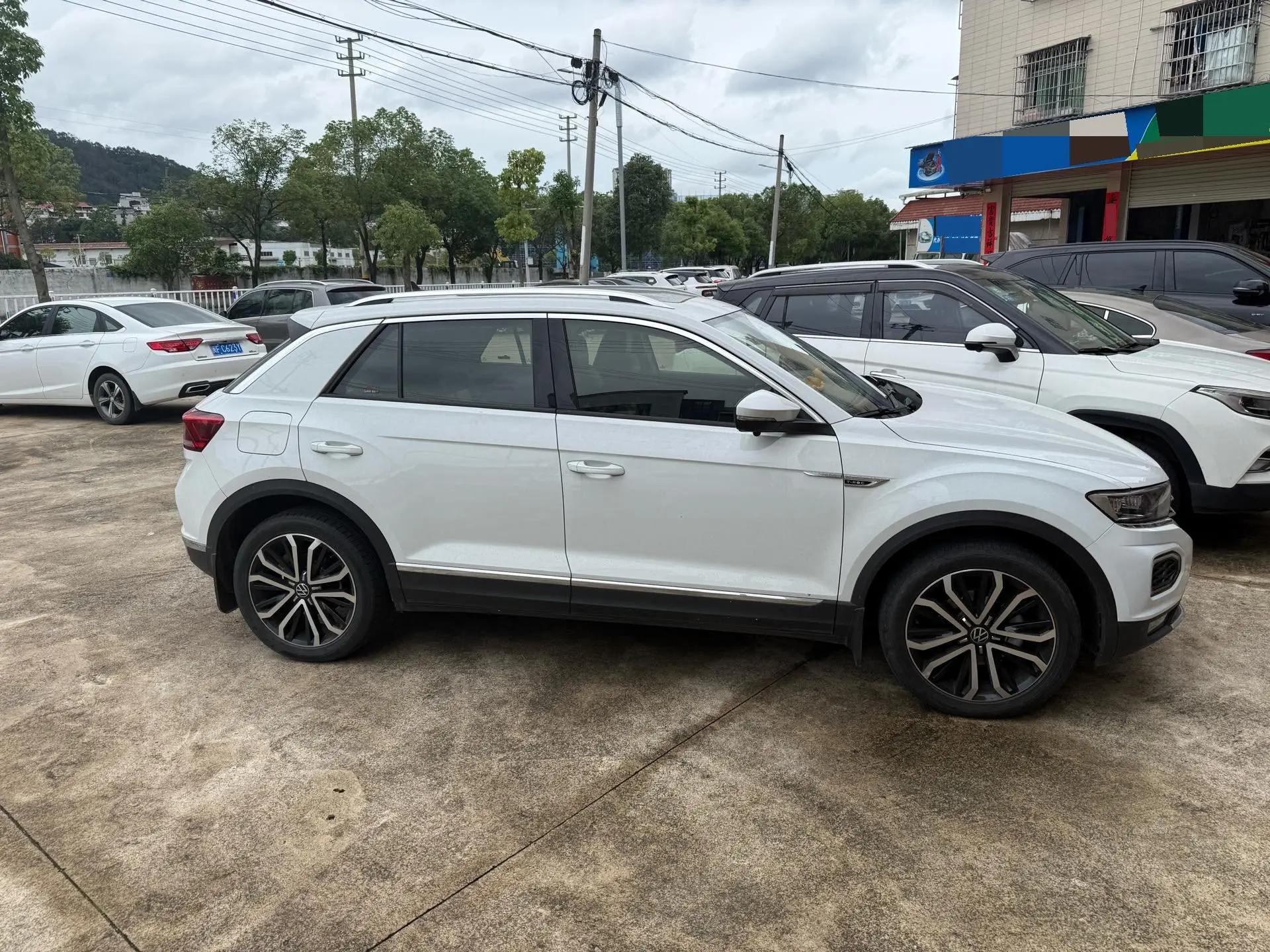 T-ROC Tange 2021 280TSI DSG Two-Drive Elite Zhilian Edition 11