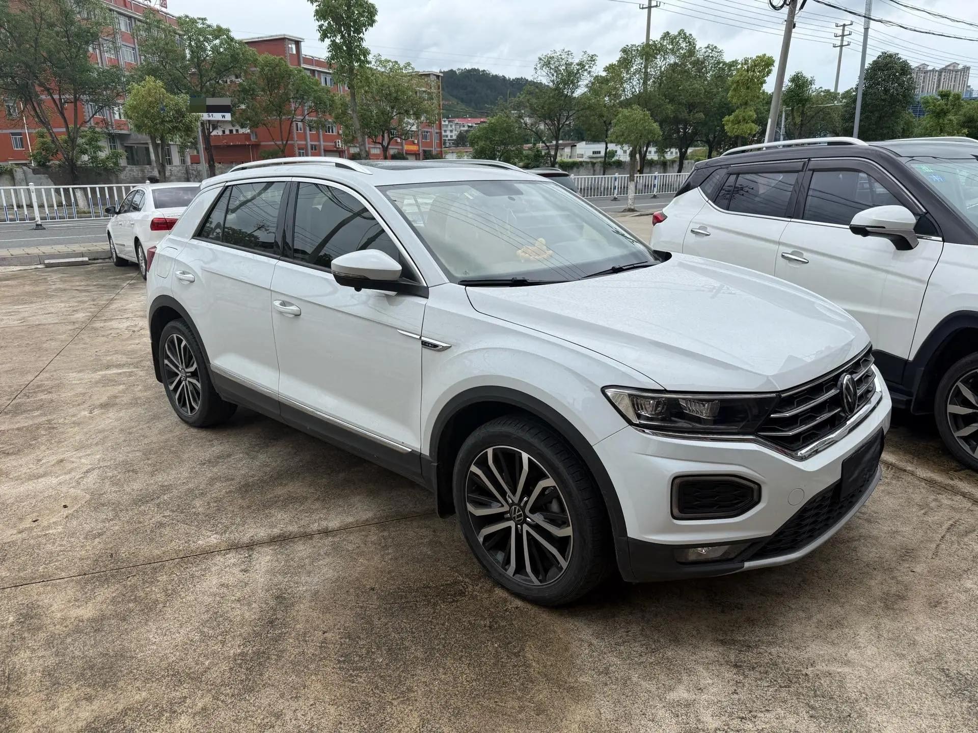 T-ROC Tange 2021 280TSI DSG Two-Drive Elite Zhilian Edition 3