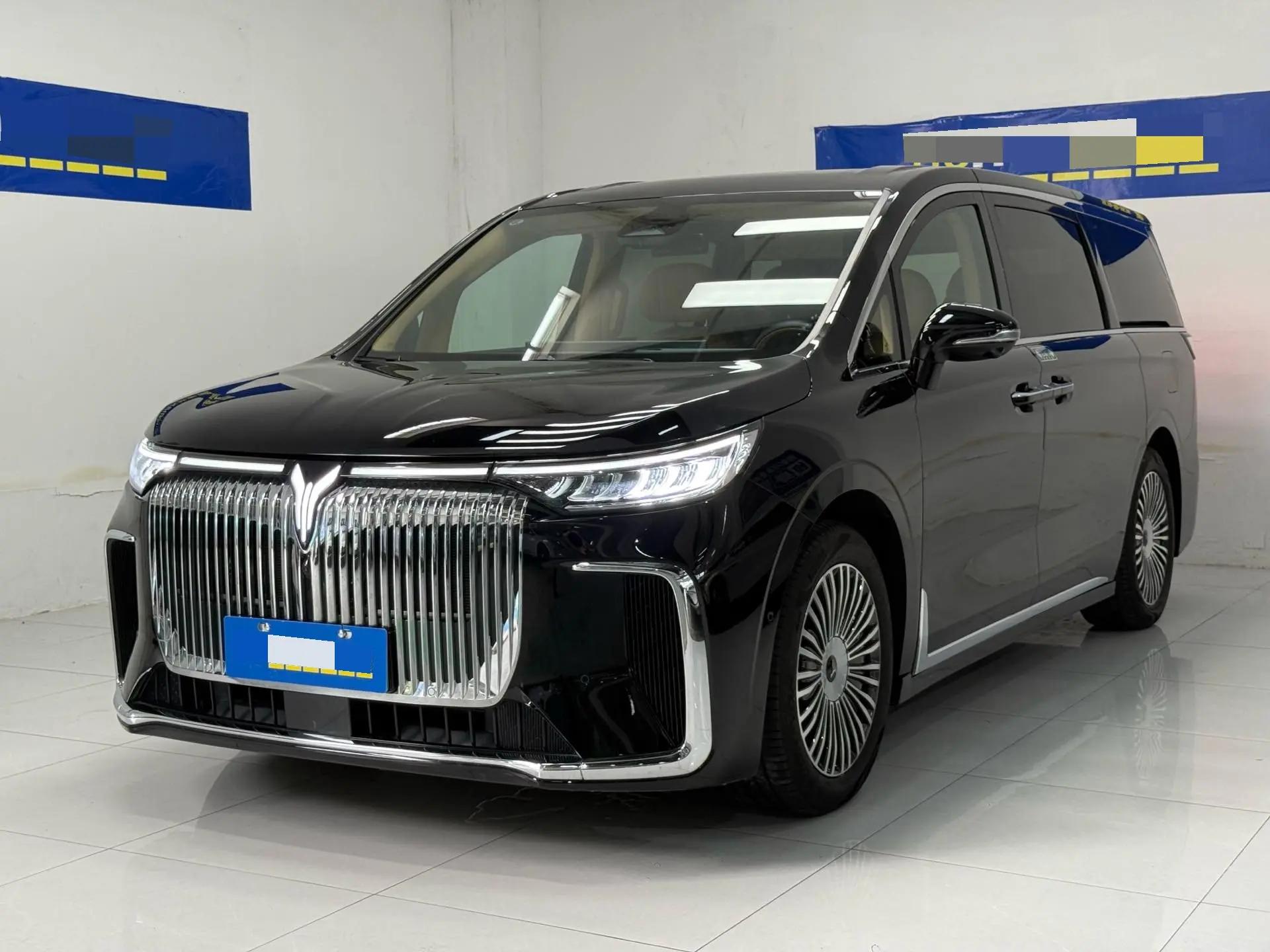 Voyah 2025 Model Dreamer PHEV 1.5T Four-Wheel-Drive Prestige Kunpeng Edition Automatic