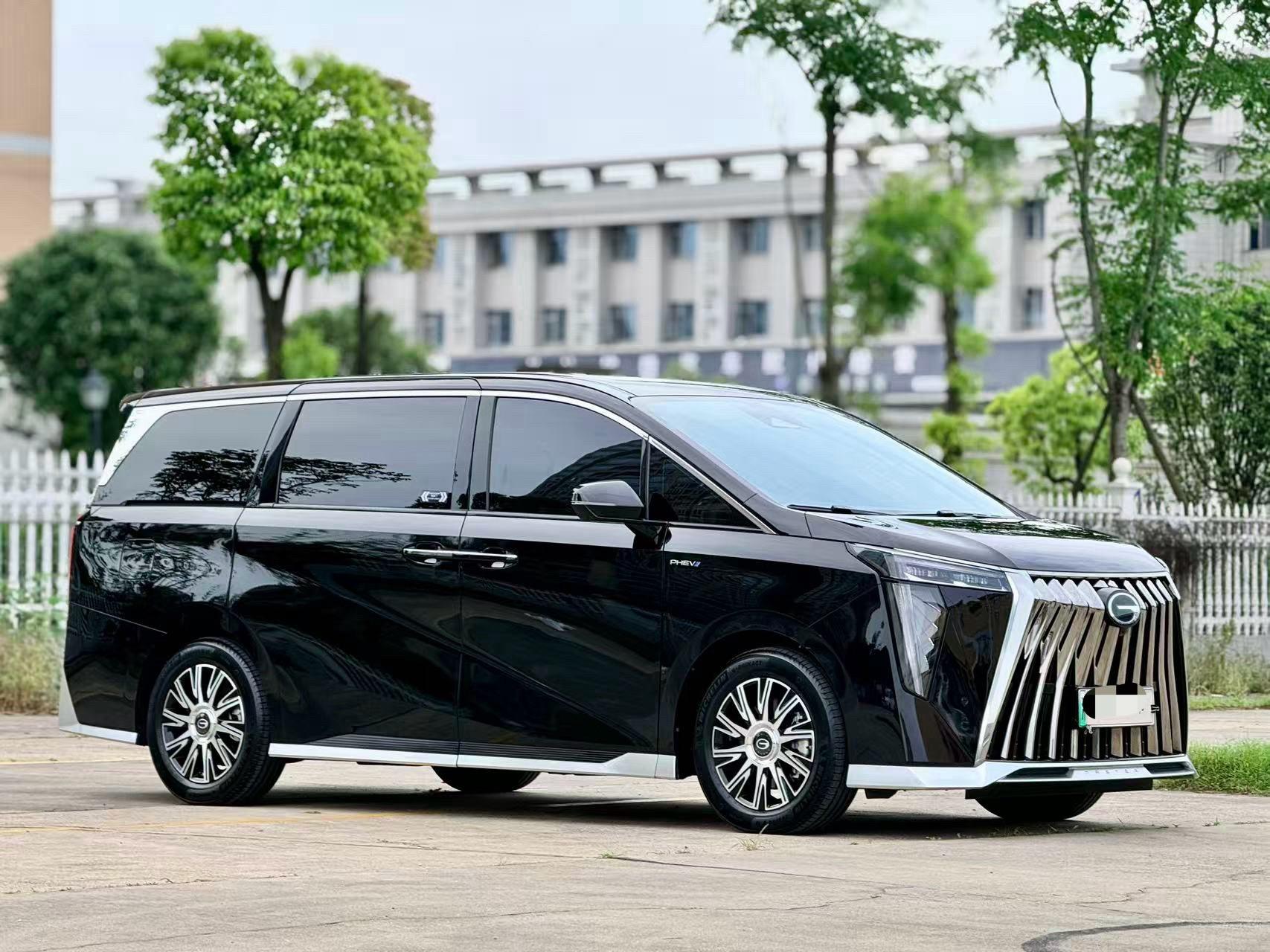Chuanqi 2025 E9 2.0T Super Fast Charge Enjoy Automatic Gear 2