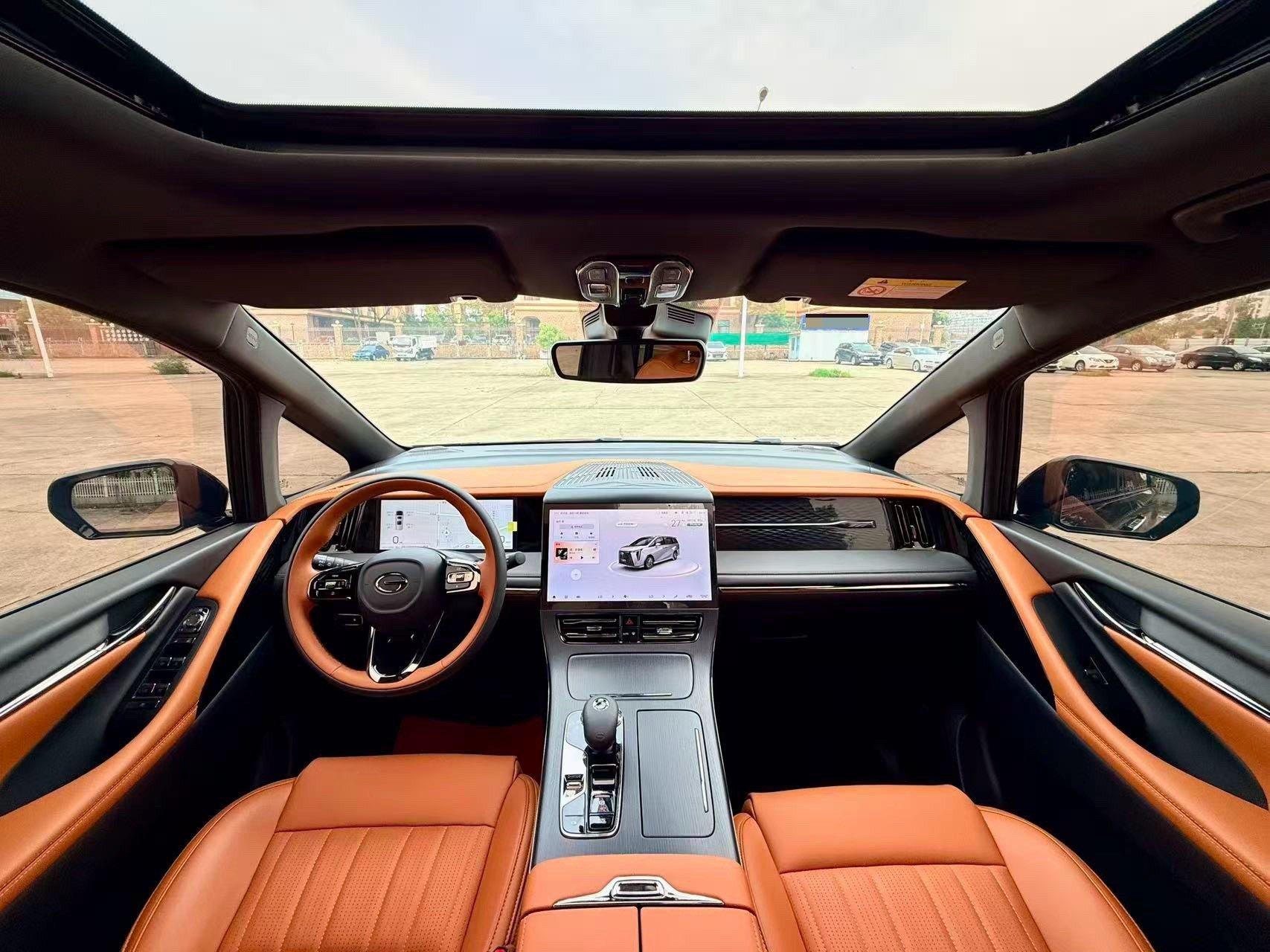 Chuanqi 2025 E9 2.0T Super Fast Charge Enjoy Automatic Gear 5