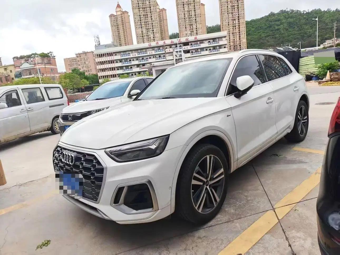 Audi 2023 Q5L 2.0TFSI 45TFSI luxury dynamic automatic transmission