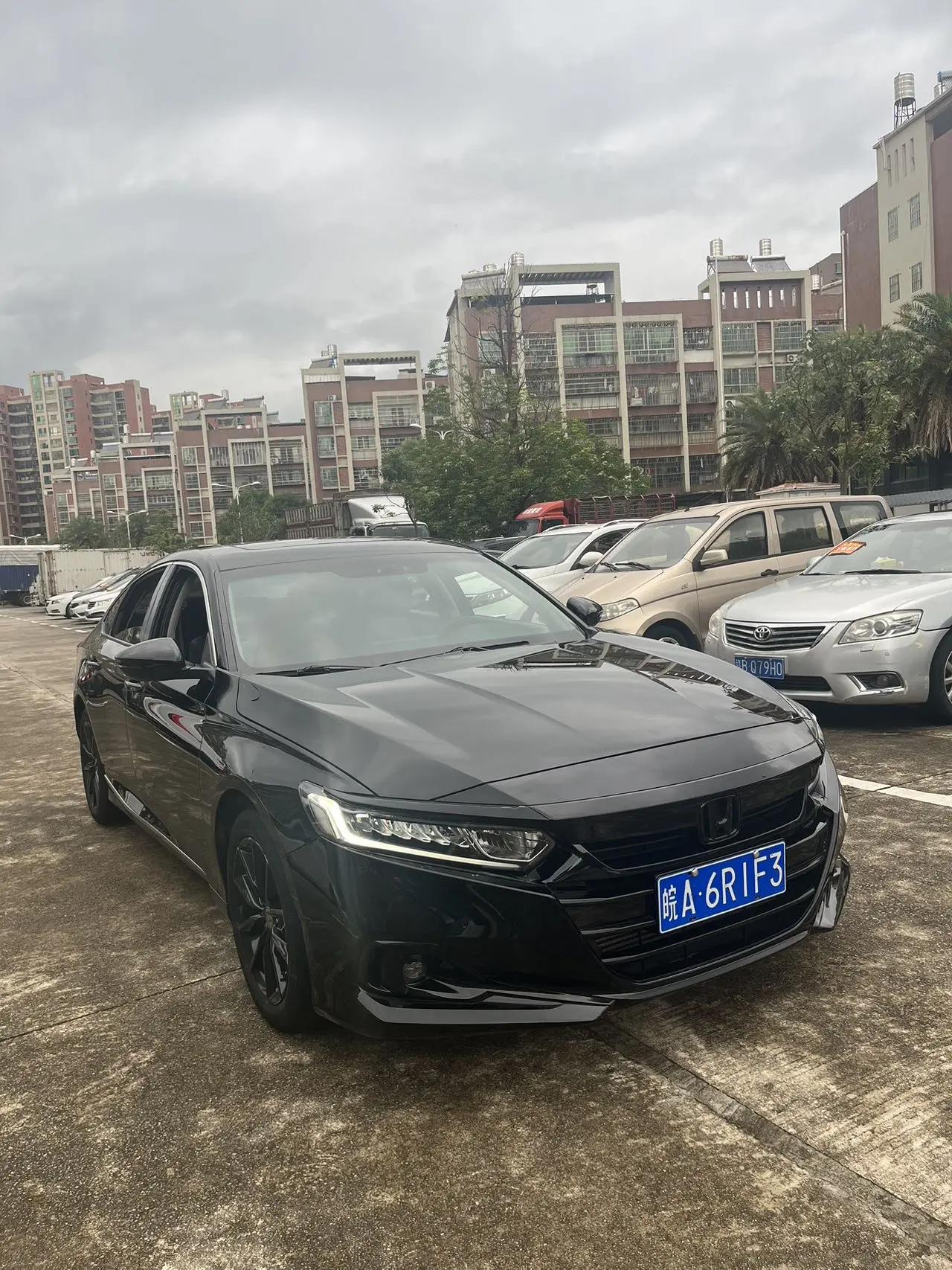 Accord 2022 260TURBO Magic Night Premium Edition 3
