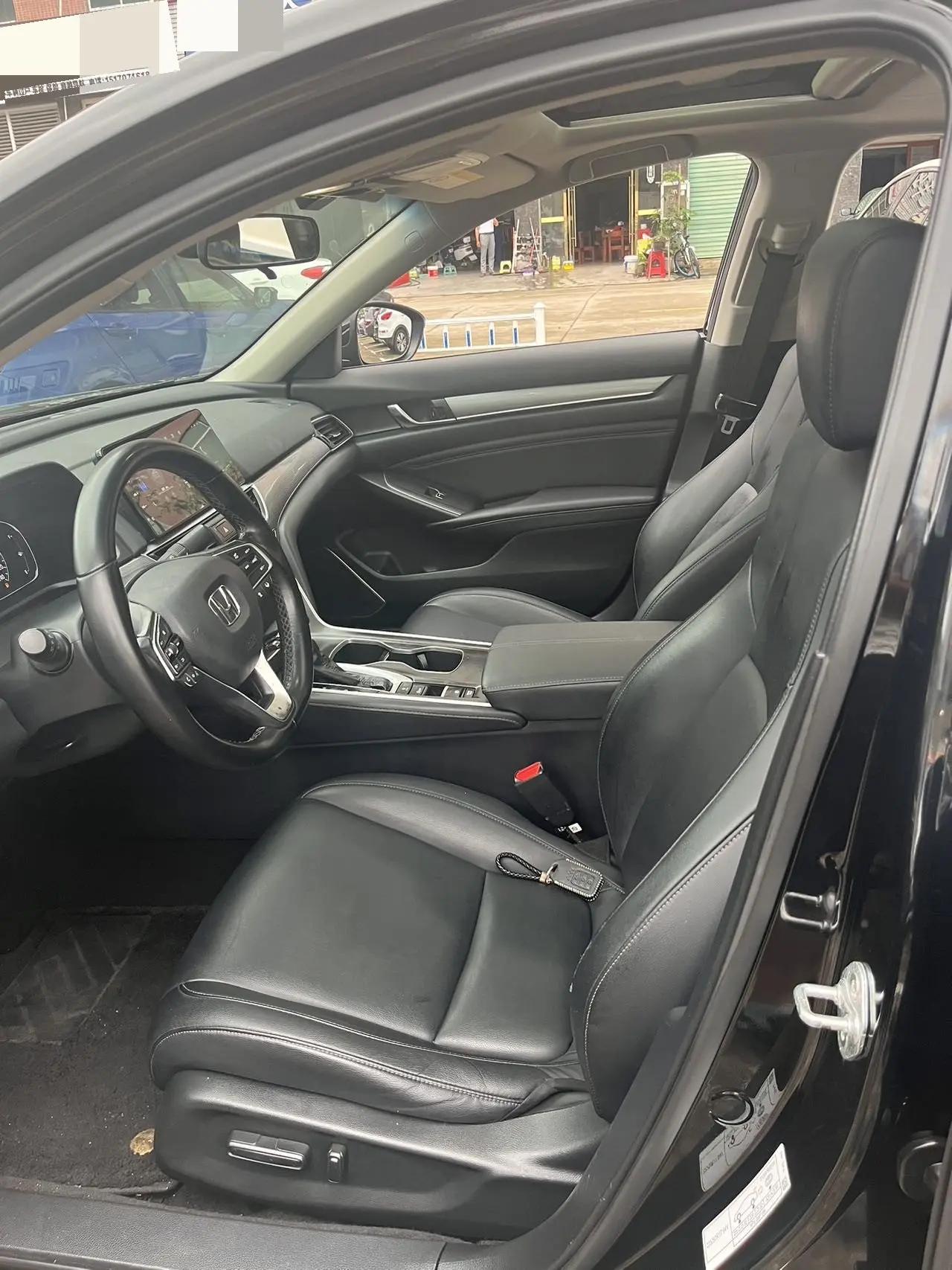 Accord 2022 260TURBO Magic Night Premium Edition 4