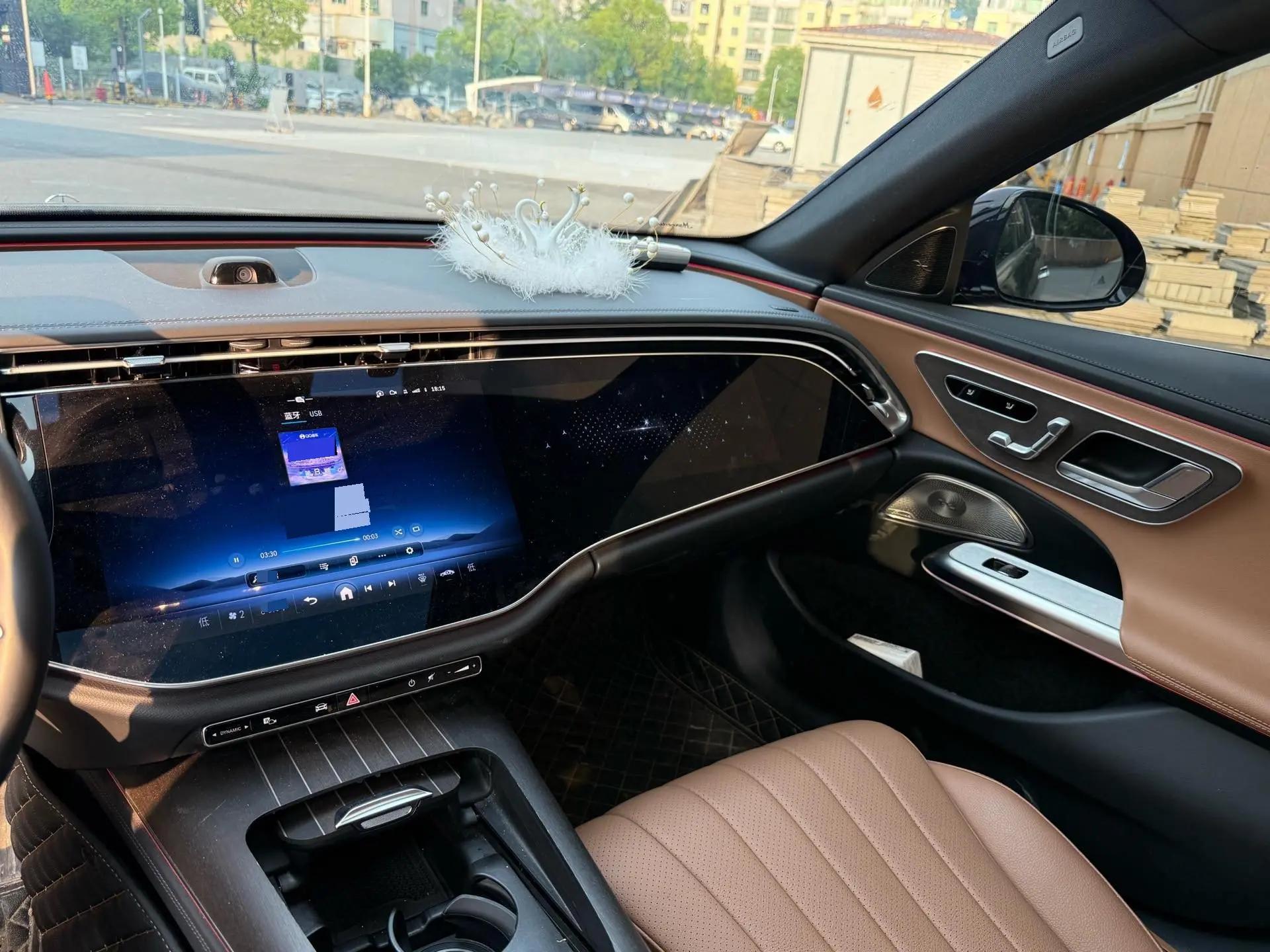 Mercedes Benz E-Class 2025 Model E 300 L 48V 2.0T Luxury Automatic 5