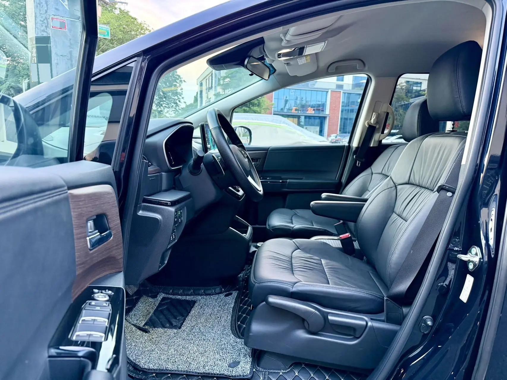 Honda 2024 Odyssey Hybrid 2.0 Stepless Sharp Smart Edition Automatic Gear 4