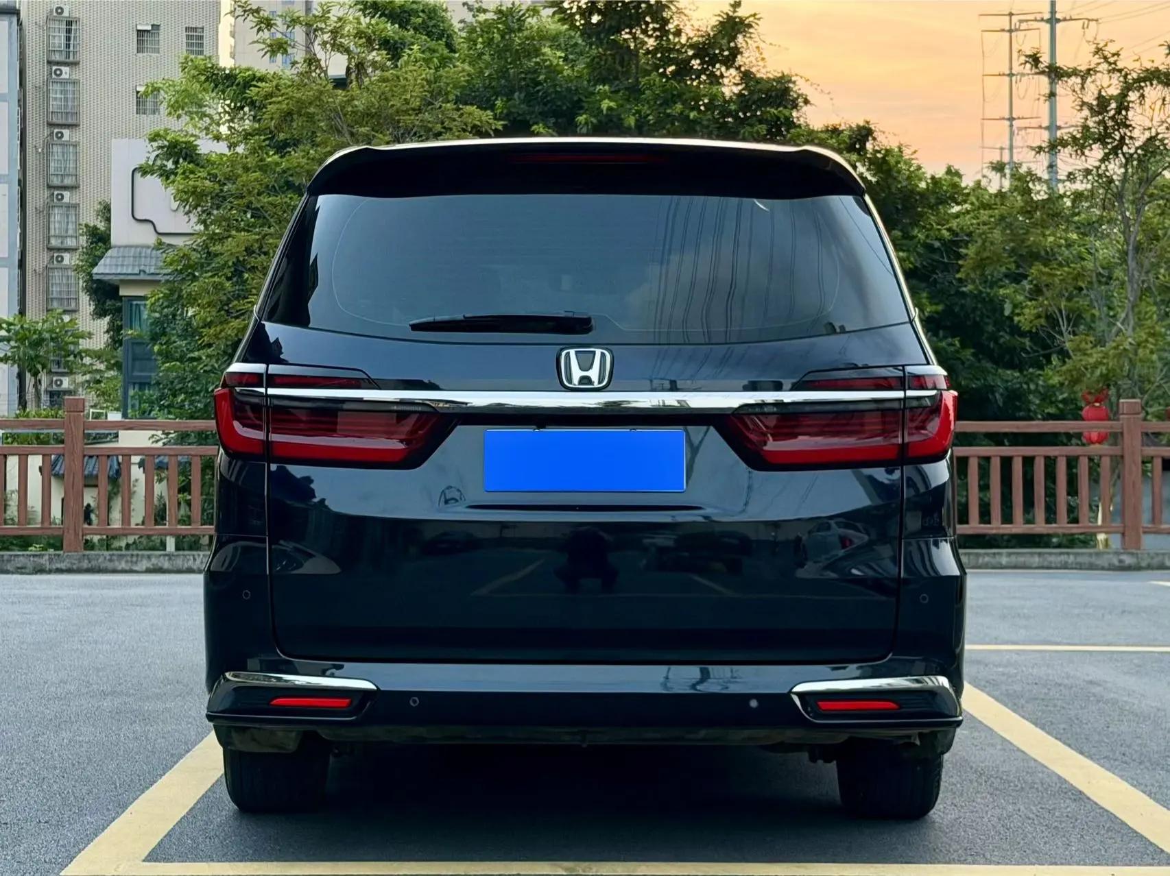 Honda 2024 Odyssey Hybrid 2.0 Stepless Sharp Smart Edition Automatic Gear 7