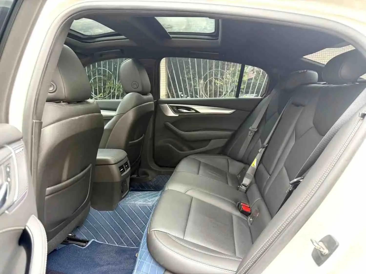 Ford 2023 Ruijie L 2.0T EcoBoost Two-wheel Drive 7-seat Luxury Automatic Gear 5